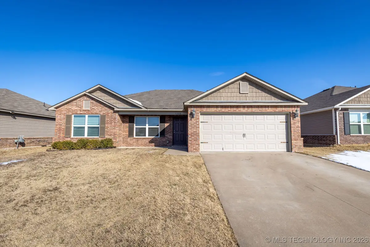 1208 E Richmond Street, Broken Arrow, OK 74012 - Image #1