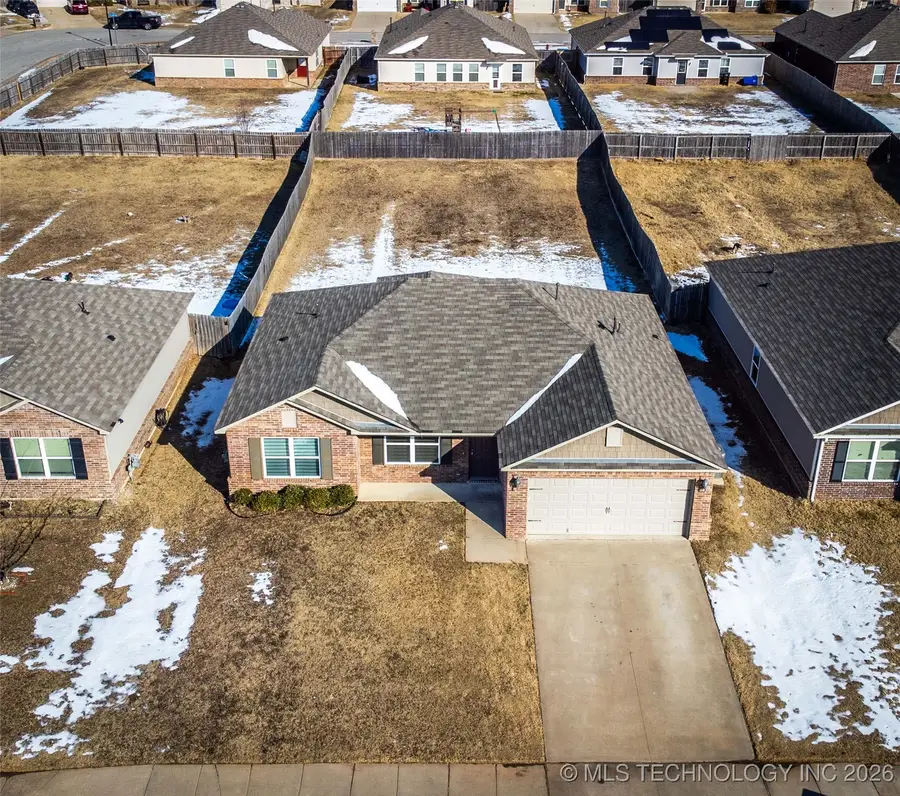 1208 E Richmond Street, Broken Arrow, OK 74012 - Image #2