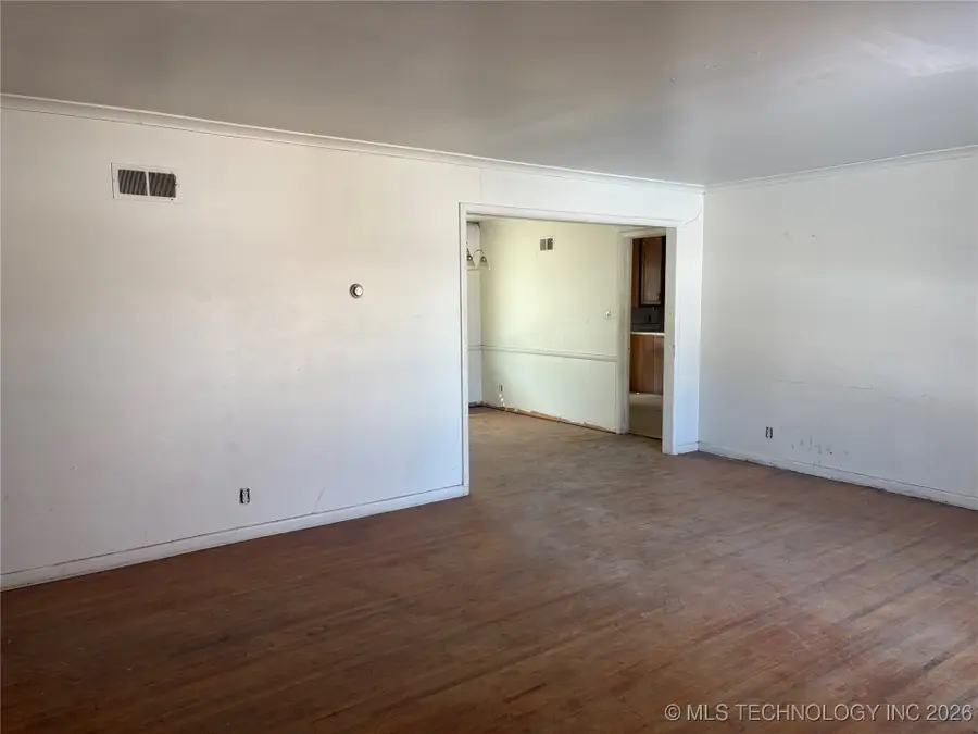 3820 S Pittsburg Avenue S, Tulsa, OK 74135 - #3