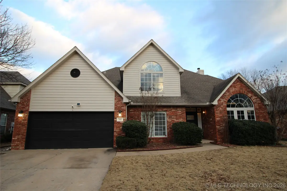 705 N Aster Avenue, Broken Arrow, OK 74012 - Image #1
