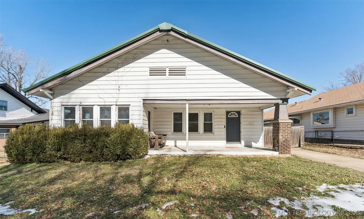 1109 E 9th Street, Okmulgee, OK 74447 - #1