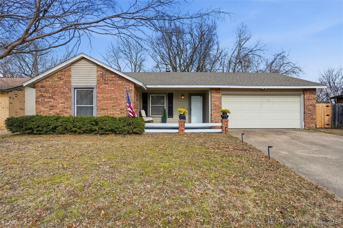 3009 S Ash Avenue, Broken Arrow, OK 74012 - Image #1