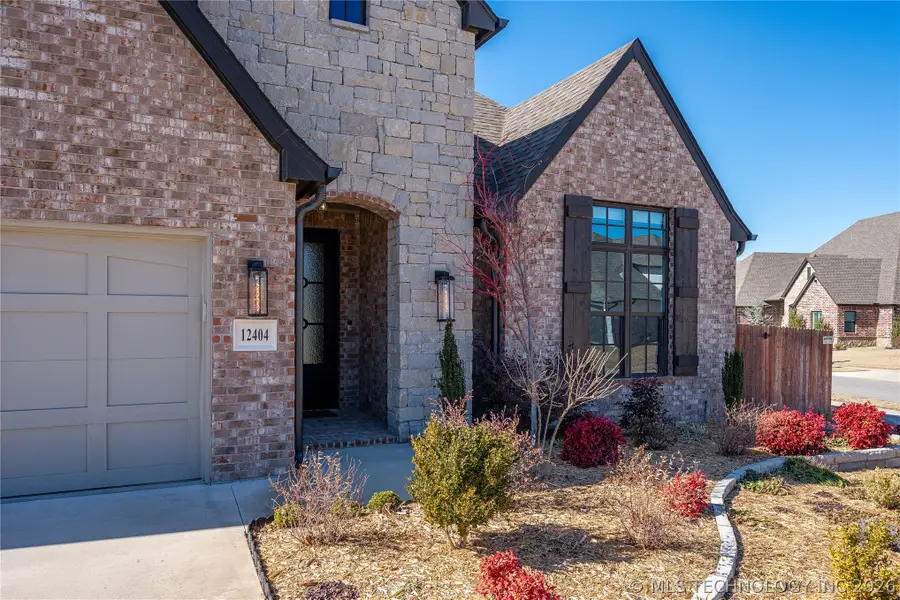 12404 S 103rd East Avenue, Bixby, OK 74008 - #2