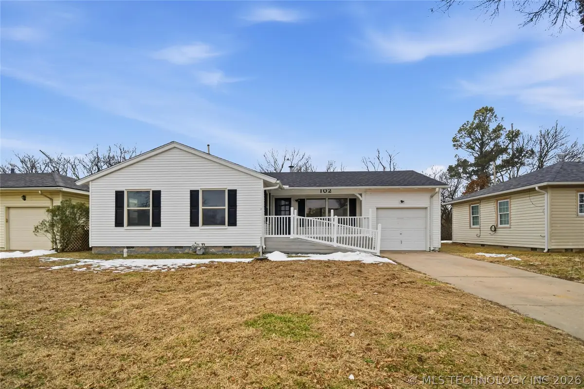 102 Parkview Drive, Bartlesville, OK 74003 - #1