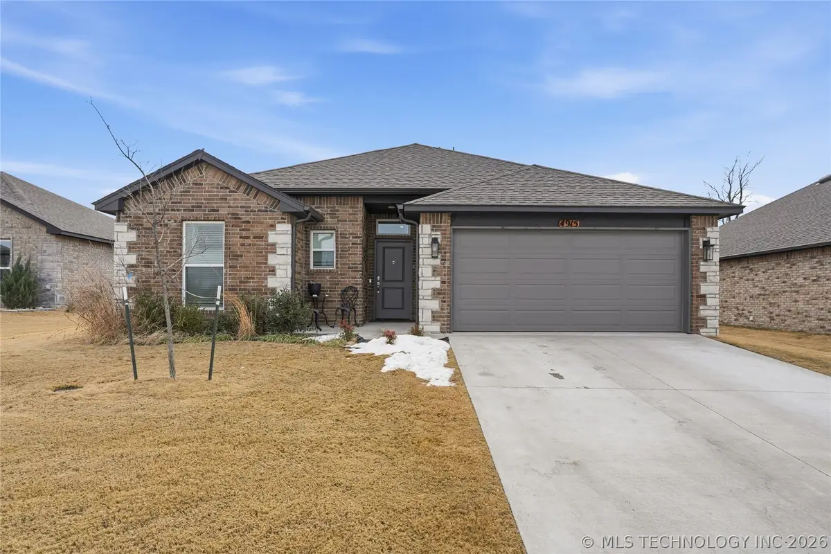 4915 E Galveston Place, Broken Arrow, OK 74014 - Image #1