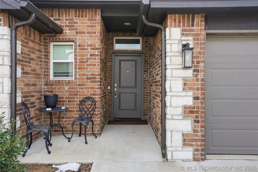 4915 E Galveston Place, Broken Arrow, OK 74014 - Image #2