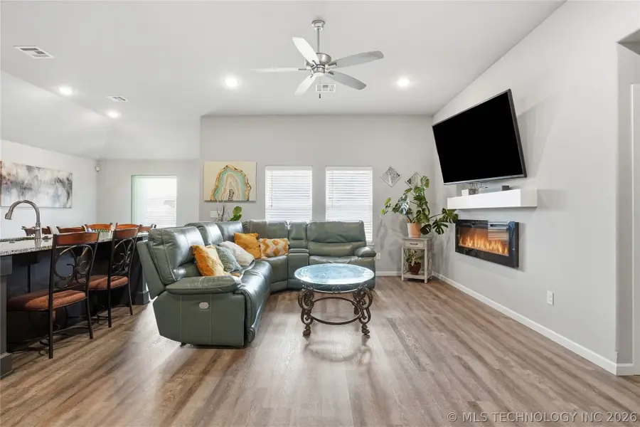 4915 E Galveston Place, Broken Arrow, OK 74014 - Image #3