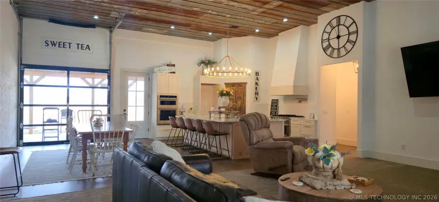 418529 E 1110 Road, Checotah, OK 74426 - Image #2