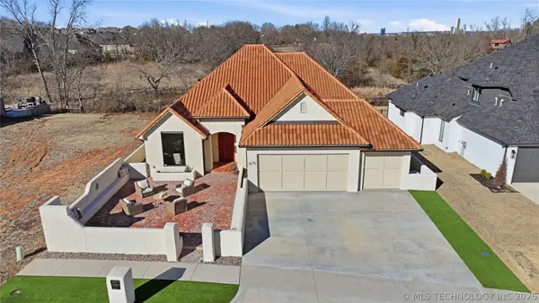 679 W 113th Court S, Jenks, OK 74037