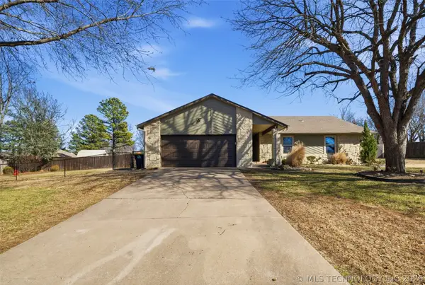 15519 S 298th East Avenue, Coweta, OK 74429