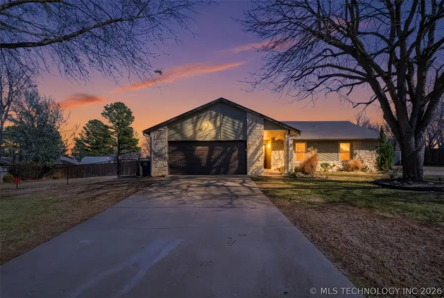 15519 S 298th East Avenue, Coweta, OK 74429 - #2