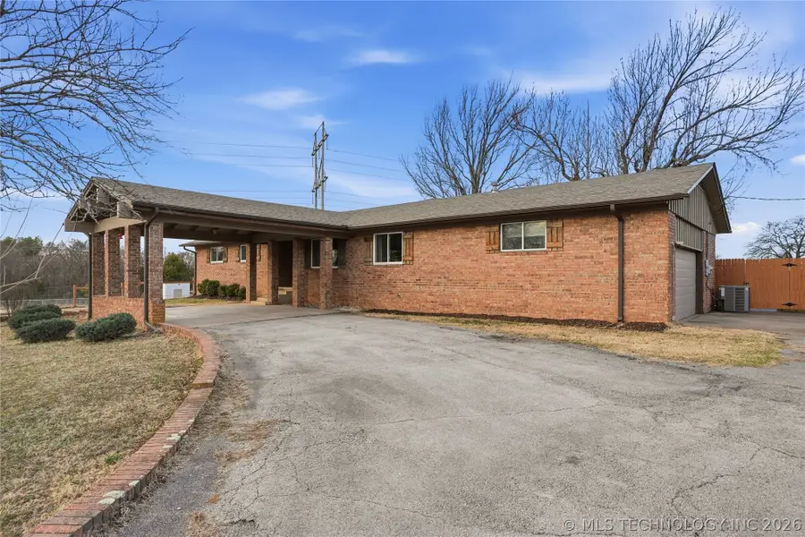 6 Briarwood Street, Sapulpa, OK 74066 - #3