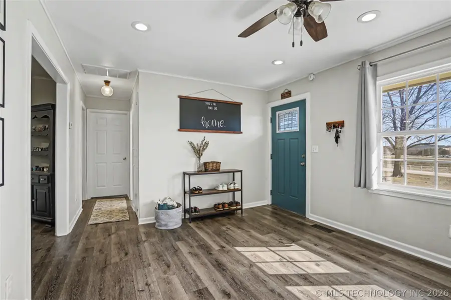 1107 W 4th Street, Sand Springs, OK 74063 - #3