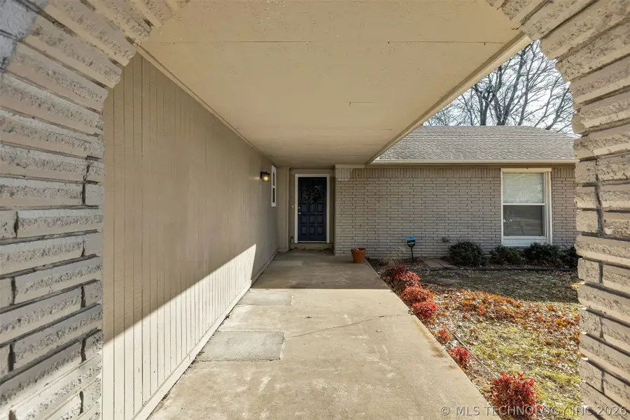 1109 N Hickory Court, Broken Arrow, OK 74012 - Image #3