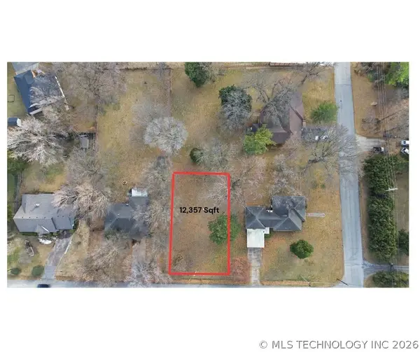 2706 E 49th Street, Tulsa, OK 74105