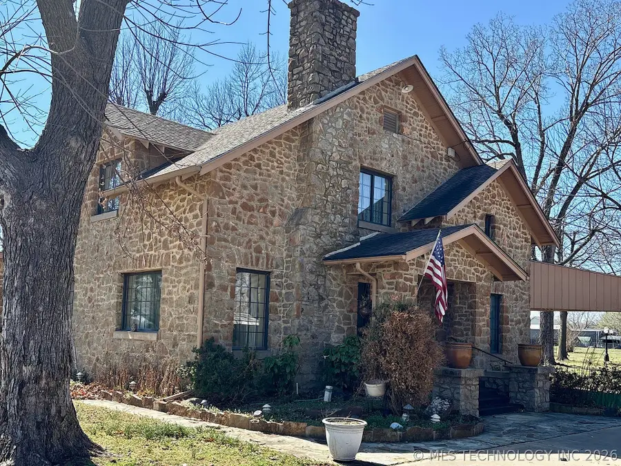 1007 S Wilson Avenue, Cushing, OK 74023 - #3