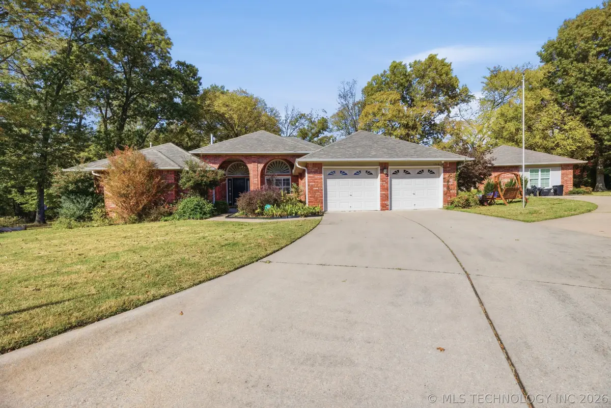 1208 Thurman Street, Pryor, OK 74361 - Image #1