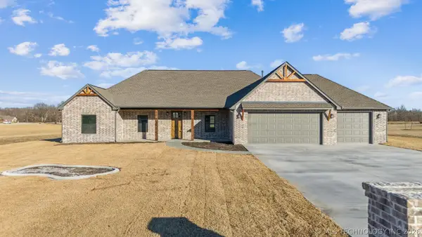 3077 S 4322 Road, Pryor, OK 74361