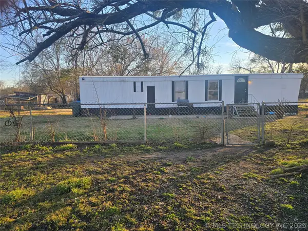 415 Russell Street, Caddo, OK 74729