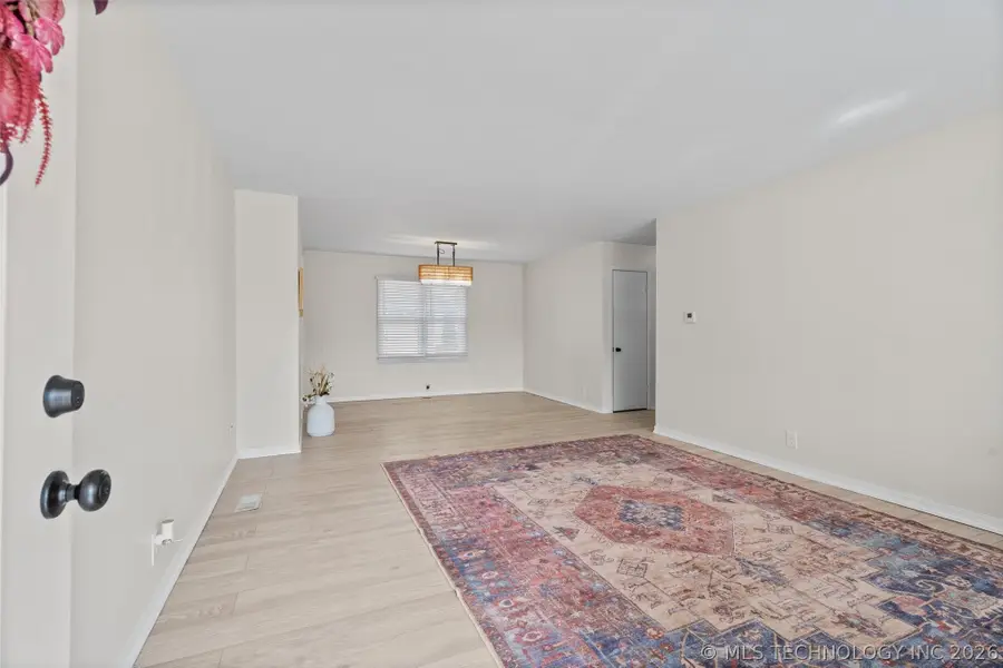 2200 E Tuxedo Boulevard, Bartlesville, OK 74006 - #3