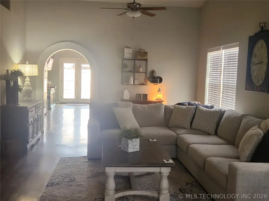 20225 E 42nd Street S, Broken Arrow, OK 74014 - Image #2