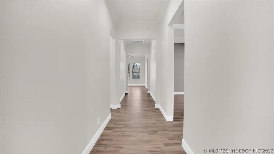 429 SE 3rd Avenue, Ardmore, OK 73401 - #2