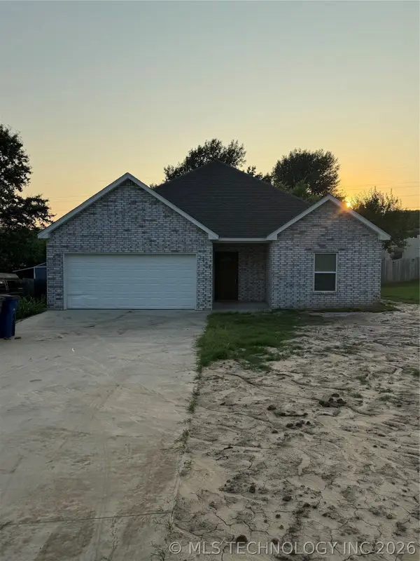 1342 N Waco Avenue, Tulsa, OK 74127