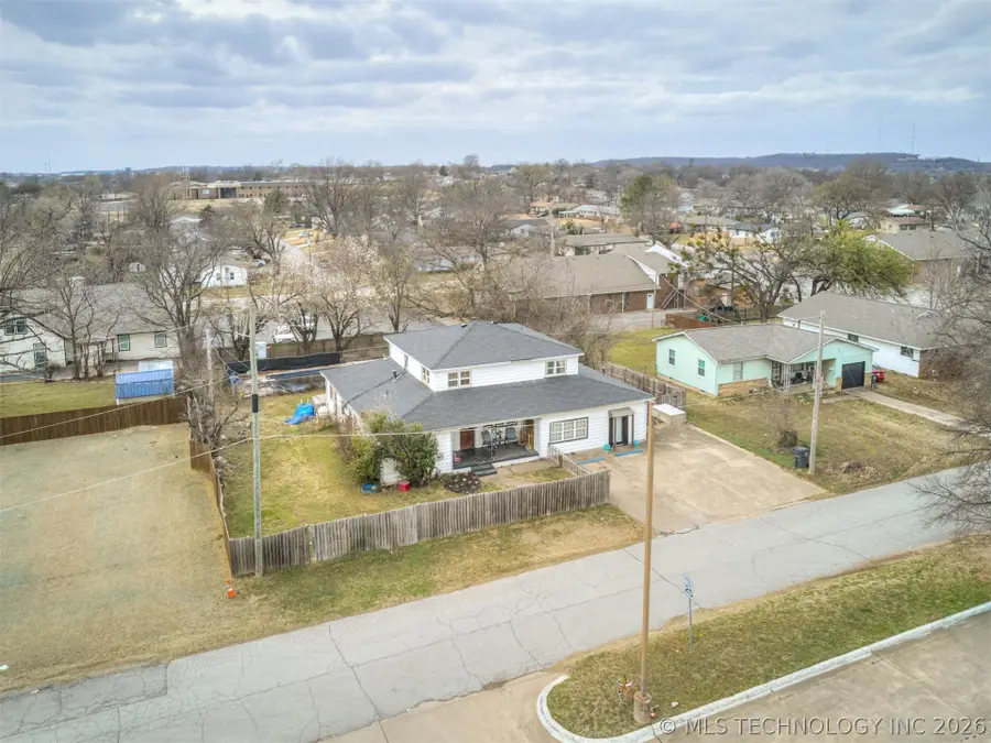 4886 S Vancouver Avenue, Tulsa, OK 74107 - #2