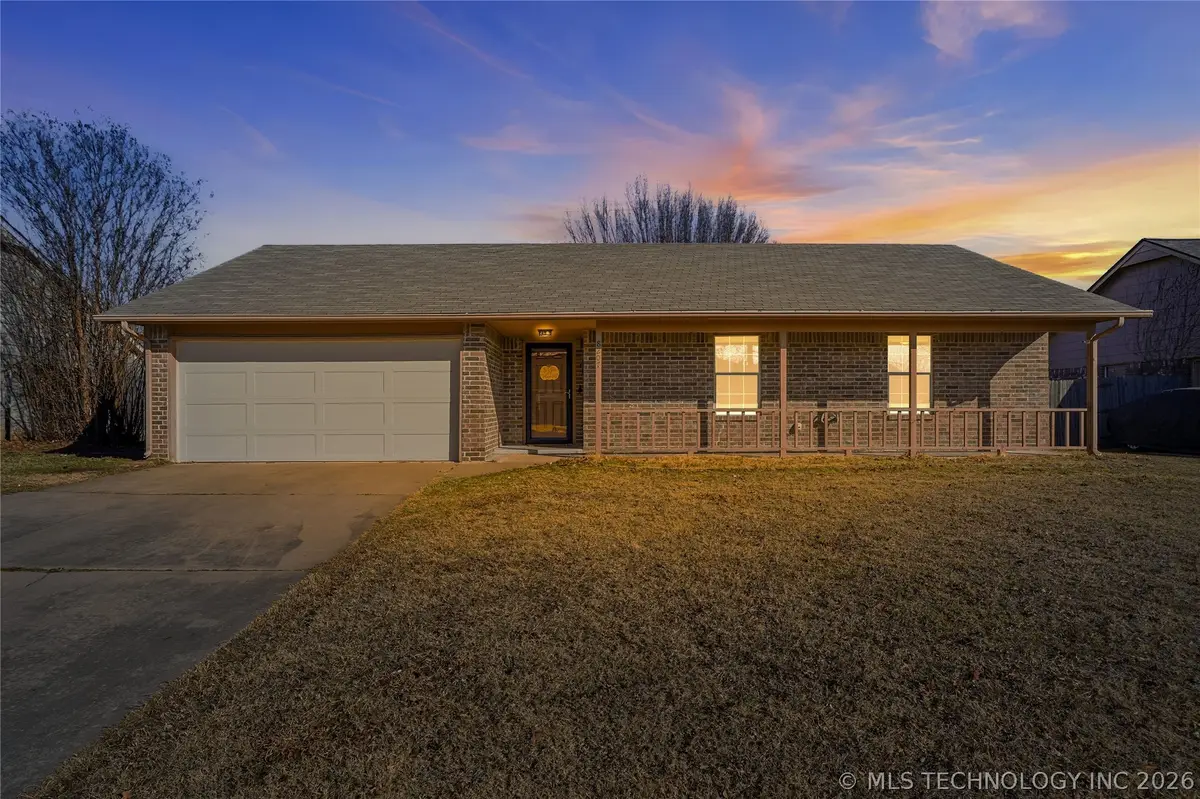 8207 N 128th East Avenue, Owasso, OK 74055 - #1