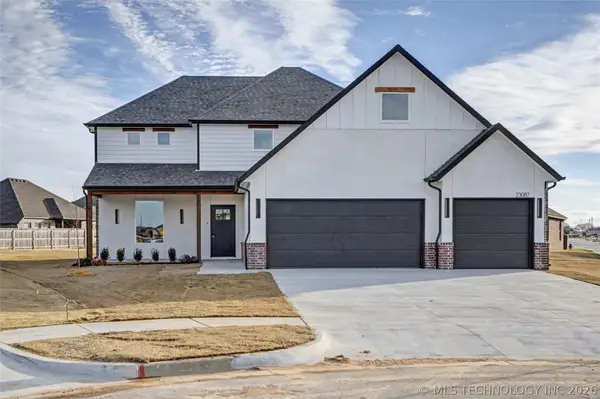 23087 E 106th Place S, Broken Arrow, OK 74014