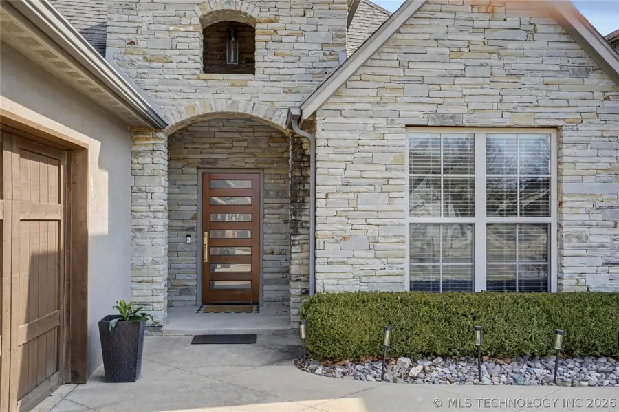 11427 S Ash Street, Jenks, OK 74037 - #2