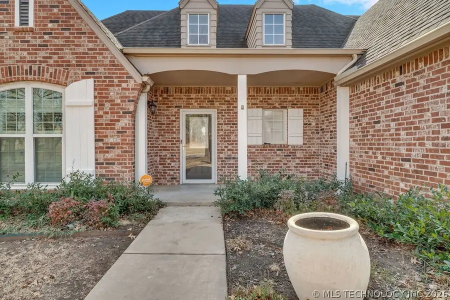 10304 E 90th Street, Owasso, OK 74055 - #3