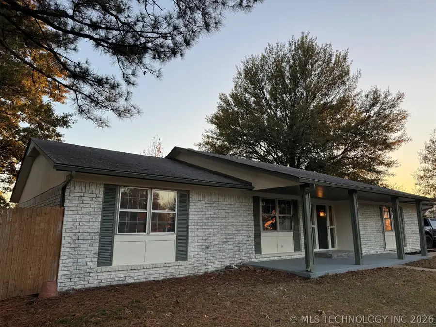2701 E Indianola Street, Broken Arrow, OK 74014 - #2