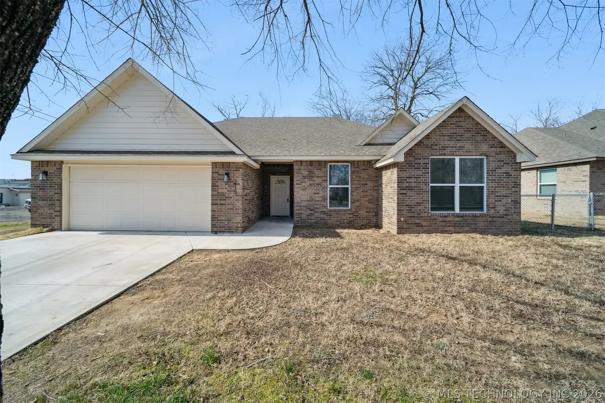 215 N Broadway Street, Skiatook, OK 74070 - #1
