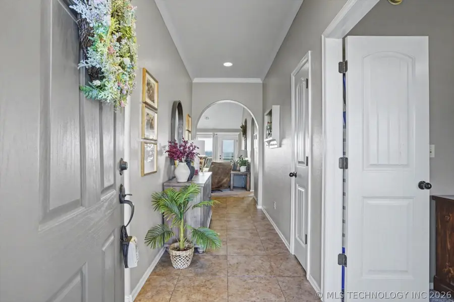 1405 S Choctaw Avenue, Skiatook, OK 74070 - #2