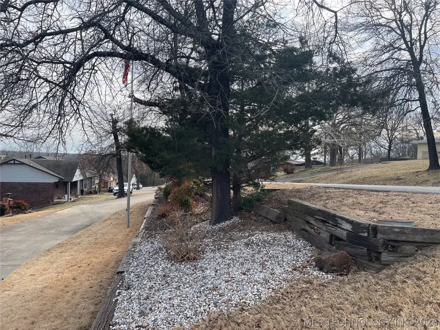 1511 Luker Lane, Sapulpa, OK 74066 - #3