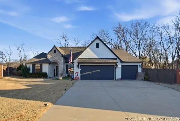506 Castle Pines Circle, Claremore, OK 74019 - #1