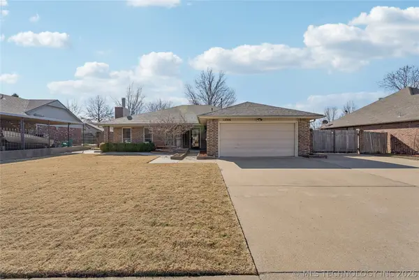 12306 E 77th Street N, Owasso, OK 74055