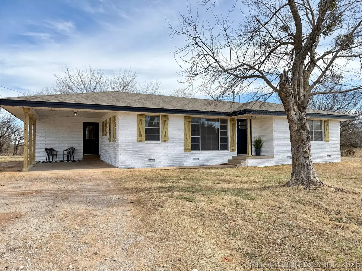 810048 S Main Street, Agra, OK 74824 - #1