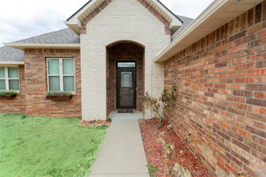 803 N 2nd, McAlester, OK 74501 - #2