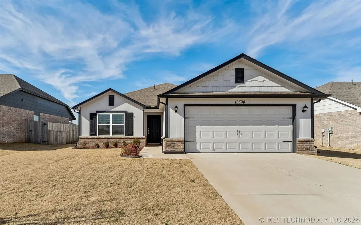 12504 N 132nd East Avenue, Owasso, OK 74055 - #1