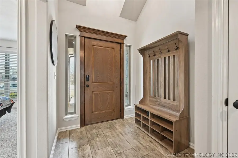 5433 Skylane Drive, Sand Springs, OK 74063 - #3