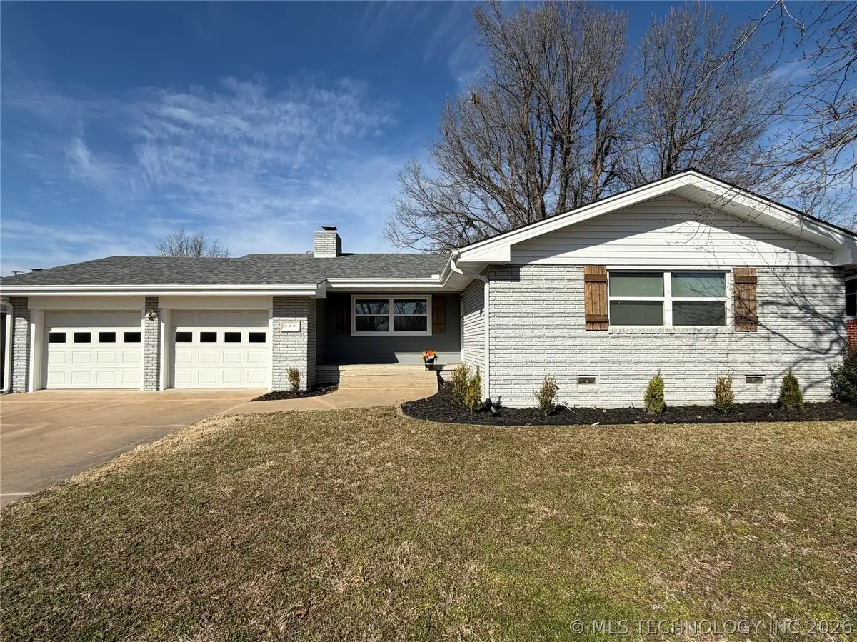 822 E 6th Street, Cushing, OK 74023 - #1