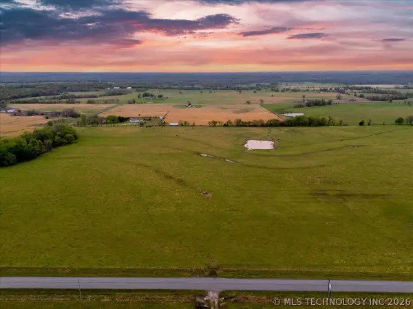 28 S 4360 Road, Vinita, OK 74301