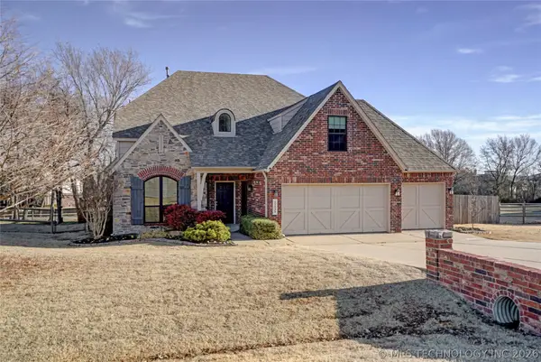12525 Longhorn Court, Glenpool, OK 74033
