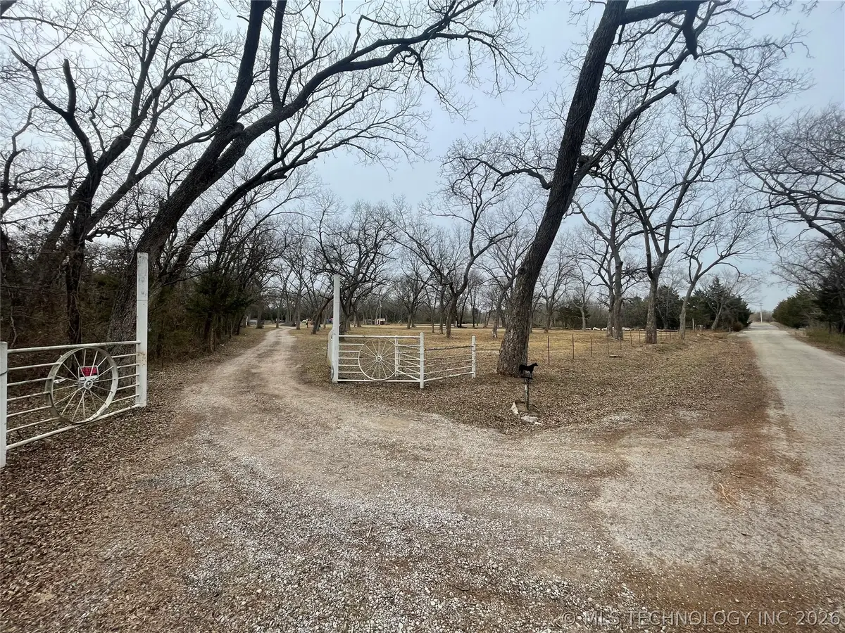 1327 Mcclain Rd Road, Ardmore, OK 73401 - #1