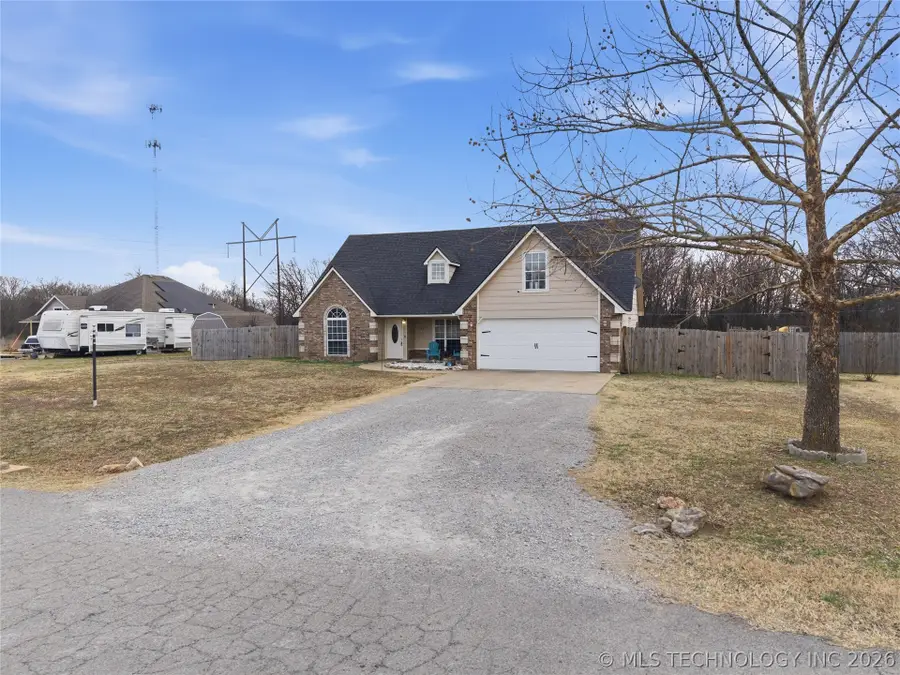 9212 E Shiloh Road, Claremore, OK 74019 - #2