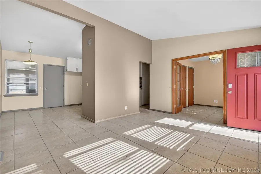 421 NW Oak Park Road, Bartlesville, OK 74003 - #3