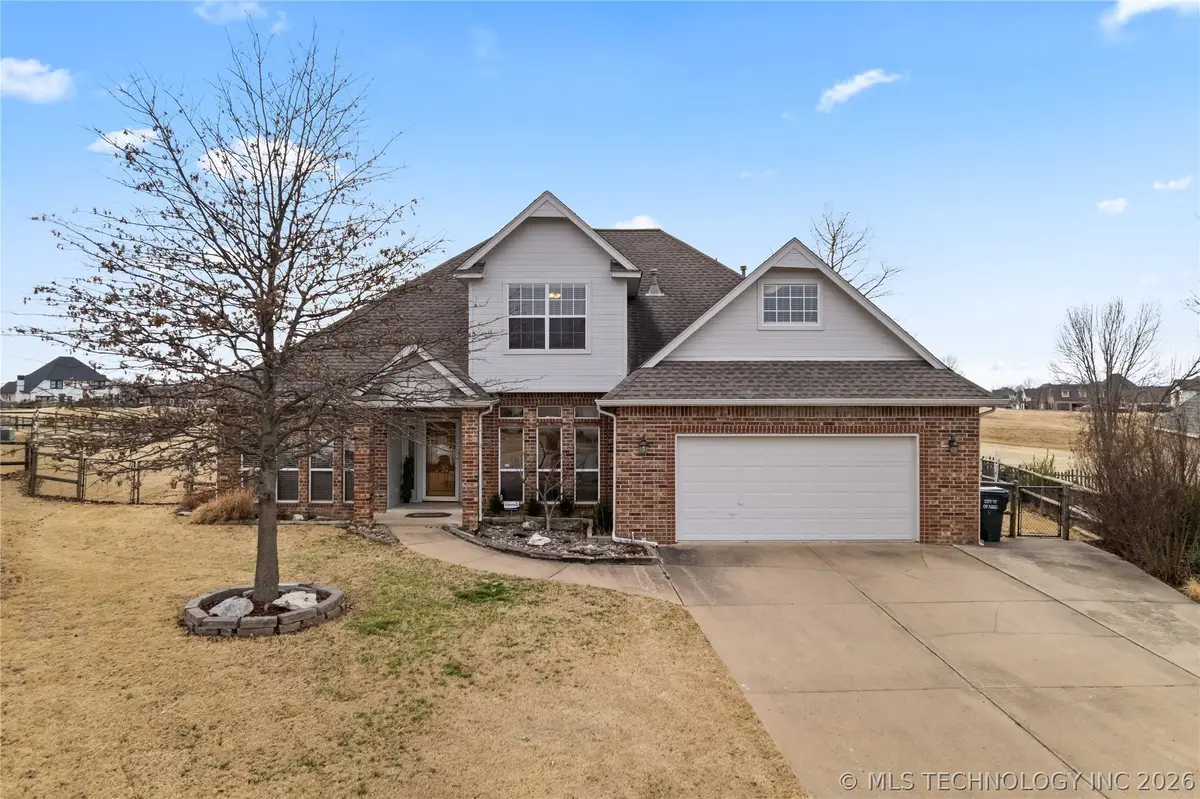 8402 N 100th East Avenue, Owasso, OK 74055 - #1