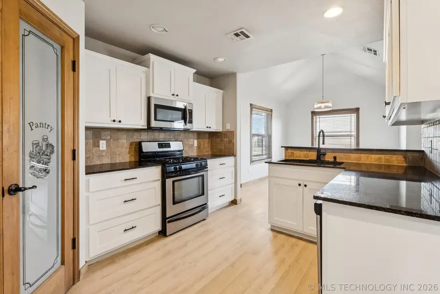 12914 N 39th East Place, Skiatook, OK 74070 - #3